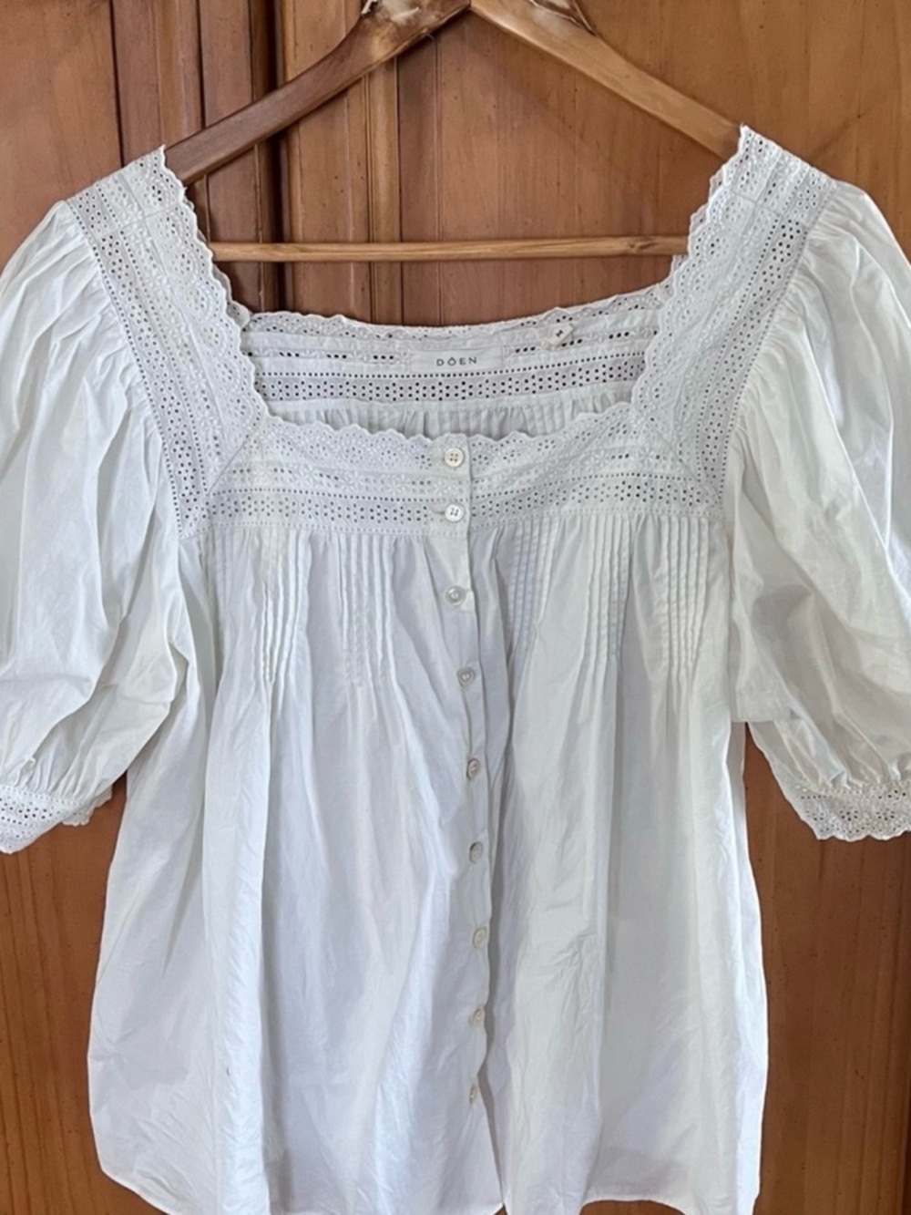 Doen Trieste White Lace Cotton Top Blouse Button Down Puffy Sleeves Size M NWOT